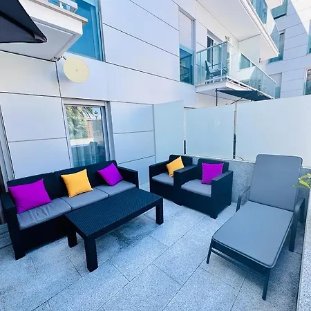 с 2 спальнями Apartment